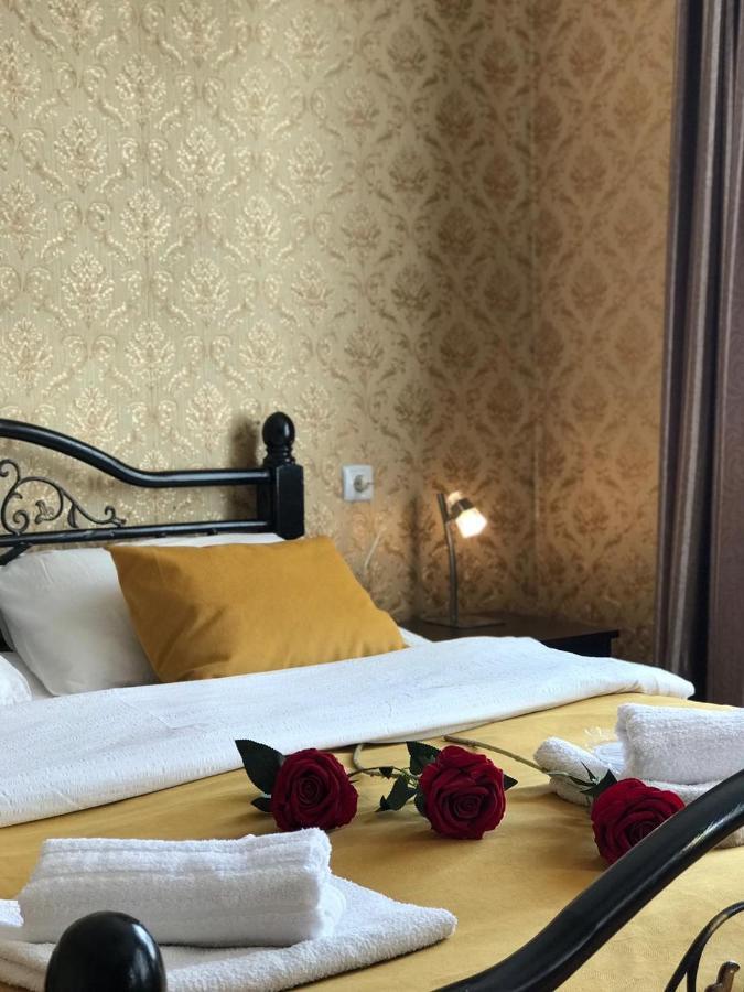 Guest House Elguja Qushashvili Kazbegi Exteriör bild